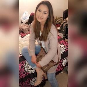 Meet your Posher, Monica